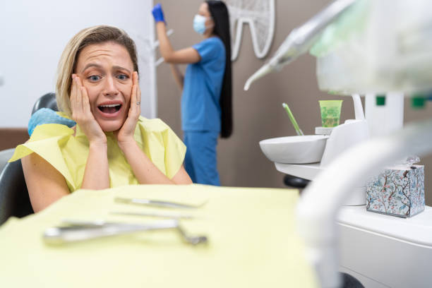 Best Urgent Tooth Repair  in Clermont, GA